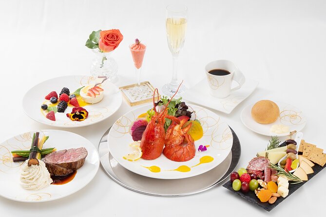 Nova Five Star Sunset Dinner and Jazz - Jazz and the On-Board Vibe: Smooth Sets, Live Performance, and Dancing