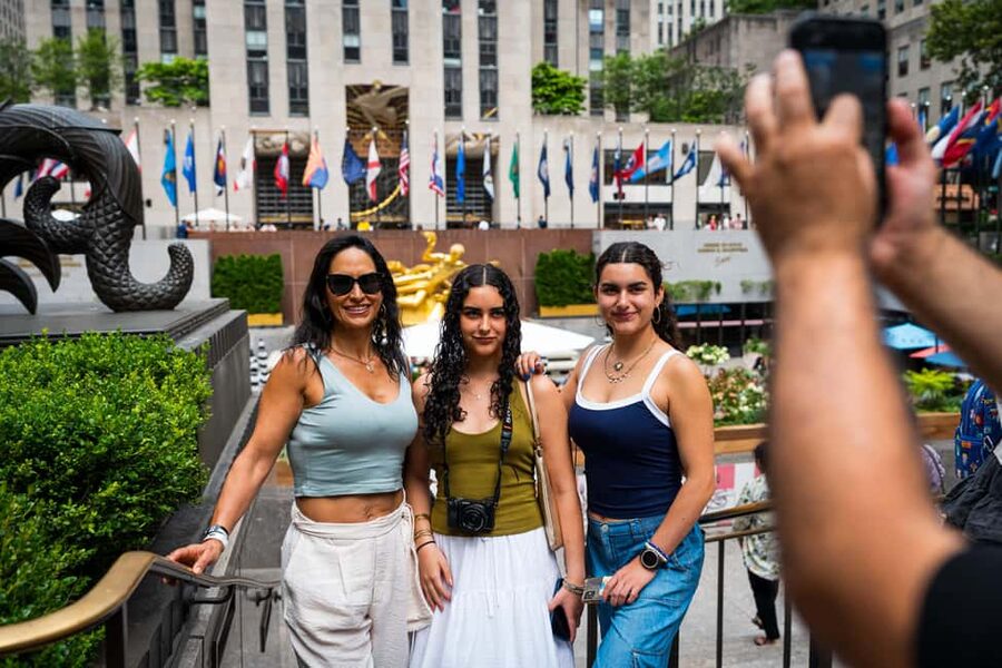 NYC: Half-Day Luxury Bus Tour of Top Highlights - A 4-Hour NYC Highlights Tour That Feels Like a City Friend