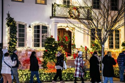 NYC Holiday Lights and Dyker Heights Luxury Bus Tour - World Trade Center Pass-By and a Pause Near 9/11