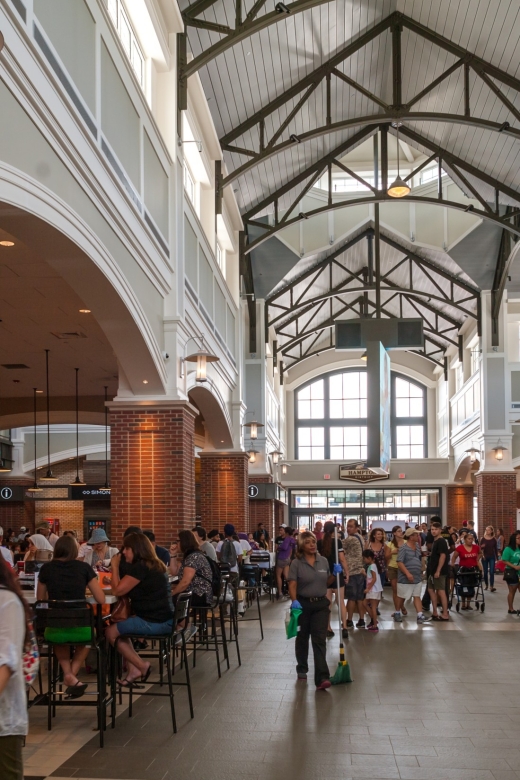 NYC: Woodbury Common Premium Outlets Shopping Trip - Midtown to Woodbury in One Smooth Day Trip