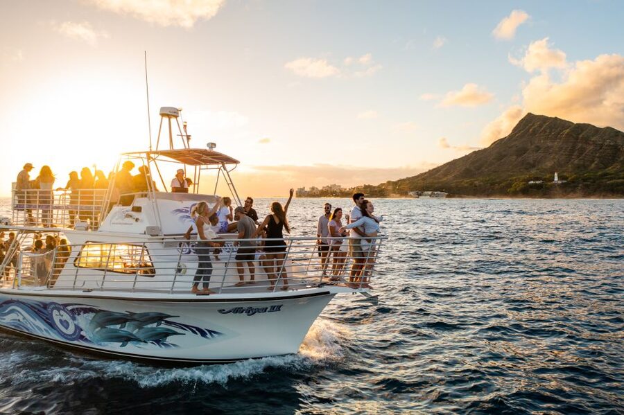 Oahu: Premium Waikiki Sunset Party Cruise with Live DJ - Who This Cruise Fits Best (And Who Should Skip It)