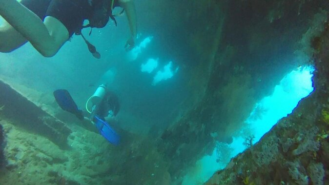 Open Water + Advanced Course - Premium Certifications Package in Tulamben - Tulamben’s 4-Day Path to 30 M Certifications