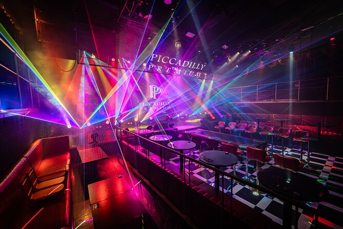 Osaka: PICCADILLY PREMIUM DINNER SHOW&NIGHTCLUB with Tasting - All-you-can-drink option: simple upgrade, clear rules