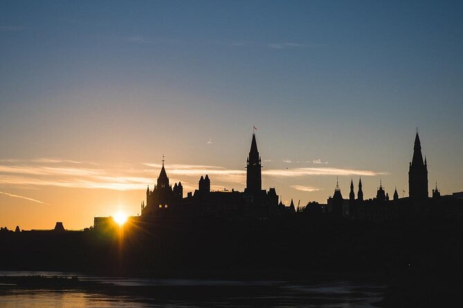 Ottawa Premium Night Driving Tour with River Cruise - Key Points Before You Go