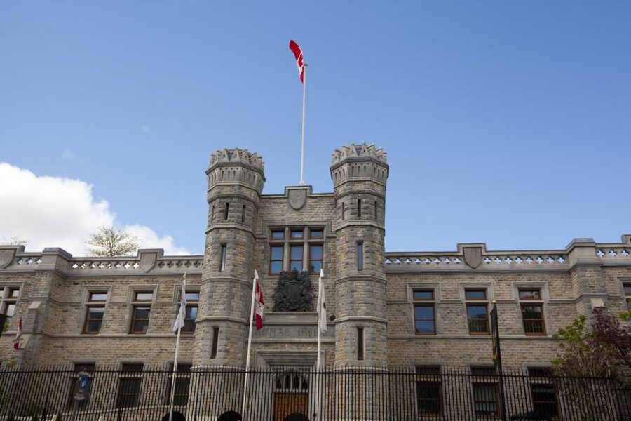 Ottawa Premium Small Group Tour with Canal Cruise - Timing tips and the small stuff that affects your day