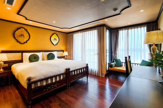 Overnight Indochine Premium Cruising Tour at HaLong (From Halong) - Day 1 on the water: quiet bay cruising and classic cave hits