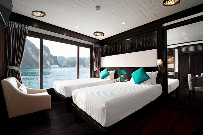 Overnight Luxury 5 Star Alisa Cruise with Meals, Kayak or Bamboo Boat - Titop Island Swim Plus the Kayak vs Pearl Farm Choice