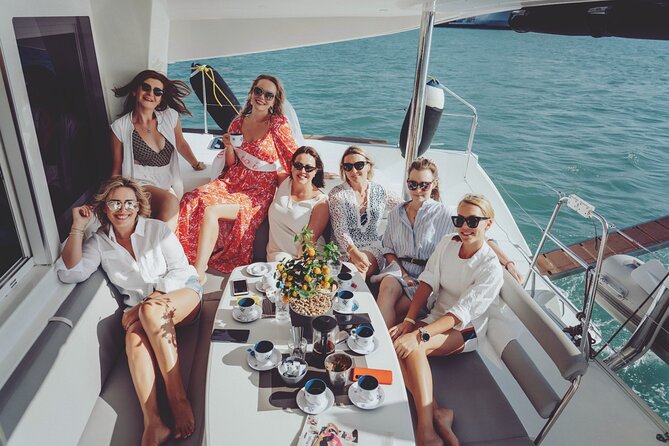 Panormo: Luxury Sunset Catamaran Cruise Sushi & Open Bar - The sailing portion: finding your rhythm to Bali Bay or Skaleta