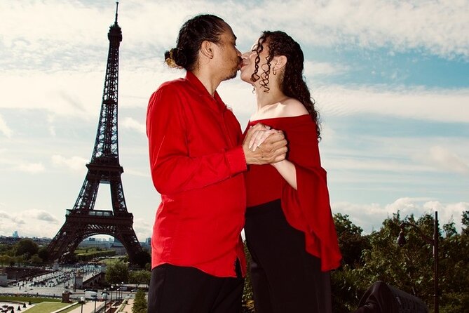 Paris Luxury Private Professional Photoshoot at the Eiffel Tower - Edited Photos Within 48 Hours: What That Means for Your Trip