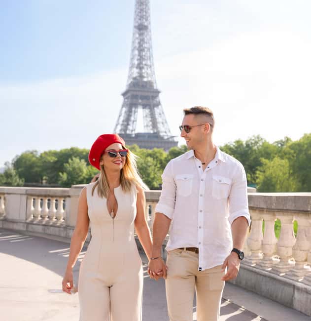 Paris: Premium Photoshoot with Iconic Eiffel Tower Views - Pont de Bir Hakeim to a 1st arrondissement photo stop (and back)