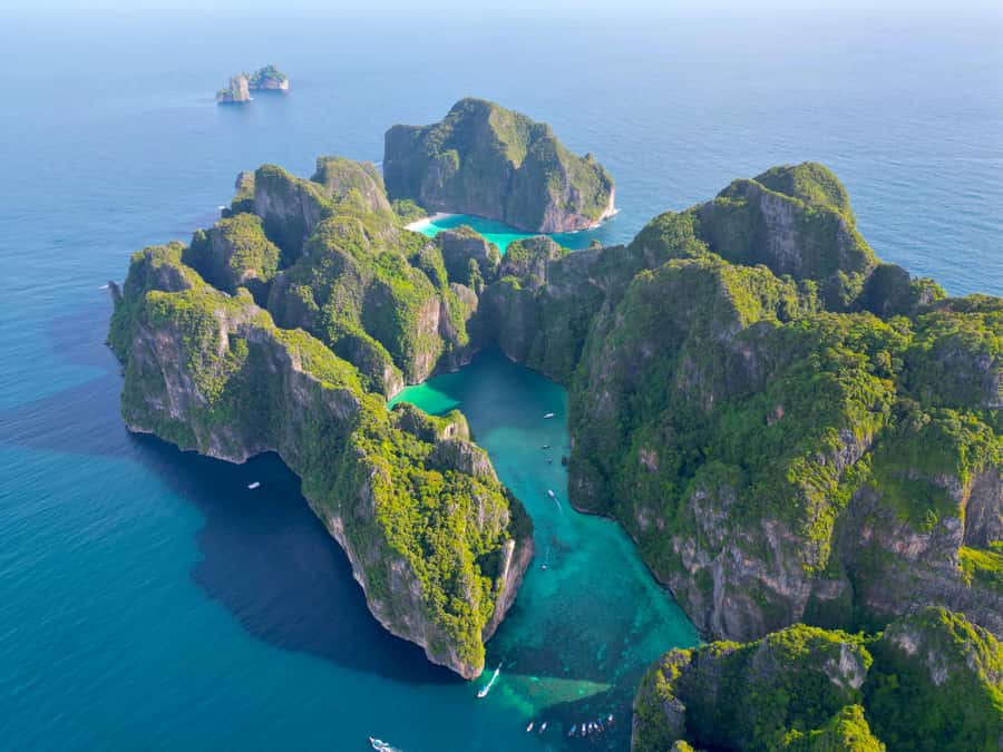 Phi Phi: Luxury Private Longtail Boat to Maya Bay with Lunch - Private longtail luxury: why this format is worth it