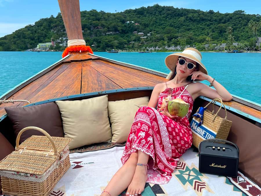 Phi Phi: Luxury Private Longtail Boat to Maya Bay with Lunch - Lo Sama Bay and extra snorkeling around Phi Phi