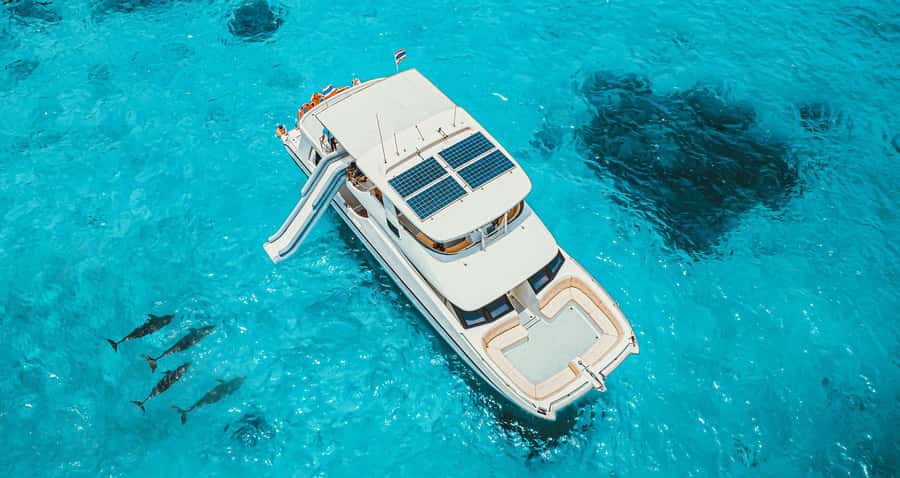 Phuket: Maya, Phi Phi, and Maiton Island by Luxury Yacht - Maya Bay: iconic sand time with strict pacing