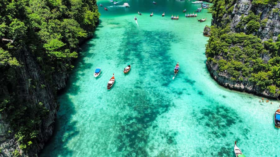 Phuket: Phi Phi, Bamboo & Maithon by Premium Speed Catamaran - Getting on board: Phuket pickup and the speed catamaran feel