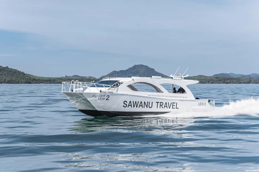 Phuket: Phi Phi, Maya & Bamboo By Premium Speed Catamaran - Pi Leh Lagoon swimming: when the day shifts from sightseeing to water time