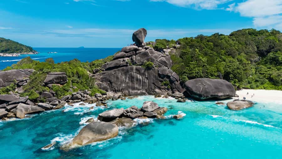 Phuket: Similan Islands Tour by Premium Speed Catamaran - The premium speed catamaran ride: comfort, snacks, and motion reality