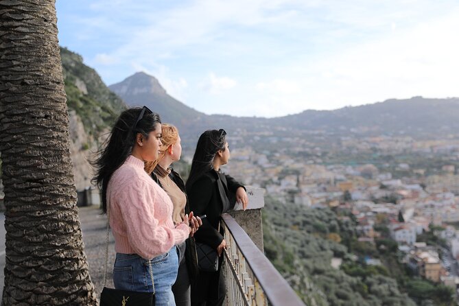 Pompeii, Amalfi Coast Day Trip from Rome by Luxury Car and Van - Lunch, Snacks, and How to Avoid the Midday Stress