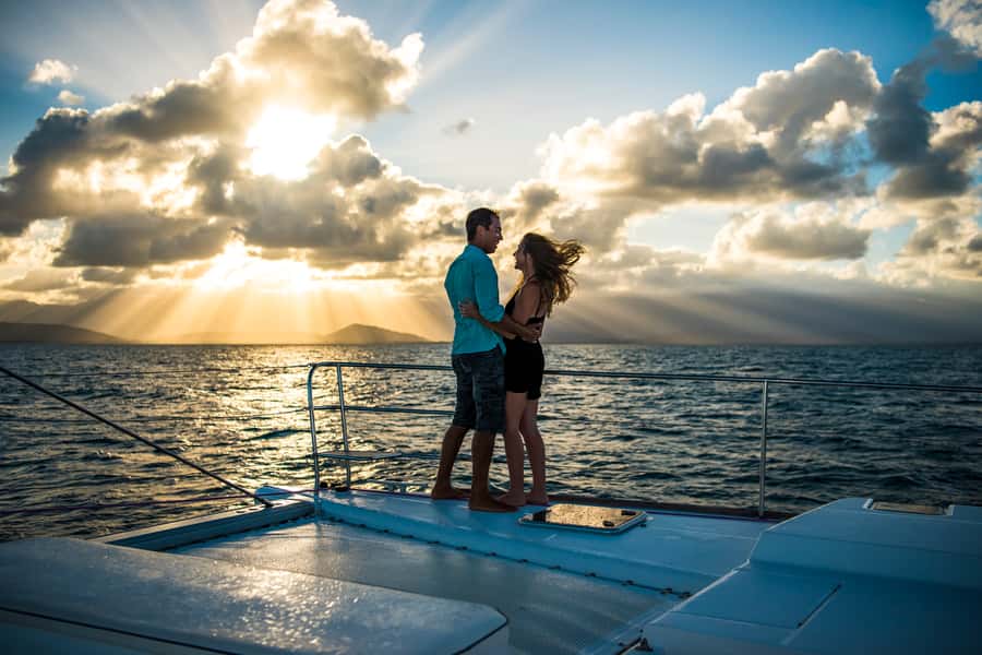 Port Douglas: Sunset Sailing Cruise on Luxury Catamaran - Why the Coral Sea sunset cruise works so well in Port Douglas