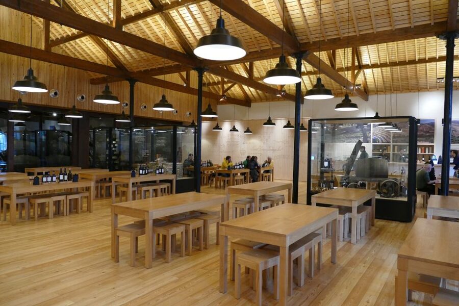 Porto: Graham's Port Lodge Tour with Premium Wine Tastings - Your 2-Hour Flow: Guided Tour, Then a Food Pairing Tasting