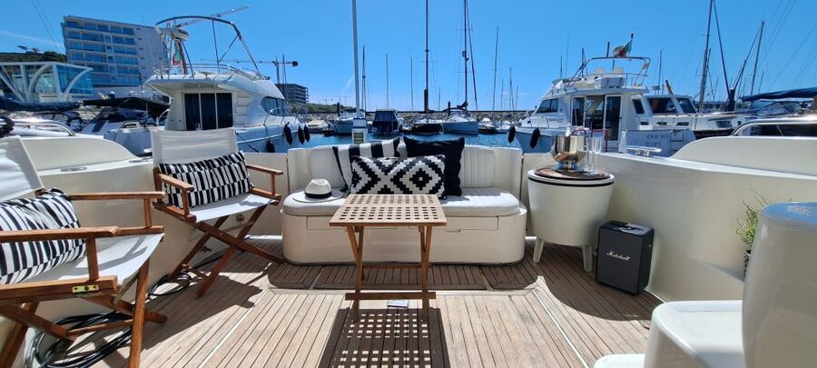 Porto: Luxury Yacht Tour of the 6 Bridges and Douro Estuary - Key things you’ll notice on this Porto yacht tour