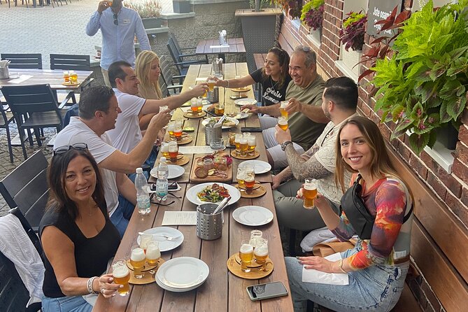 Prague Premium Craft Beer Tour - Stop 2: Restaurace Červený jelen — watch champions pour