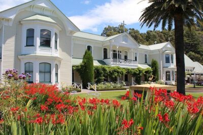 Premium 4 -Best Wineries Napier Hawke's Bay Tour, 5.5h - 6Hours - Stop 1: Gimblett Gravels and that distinctive site identity