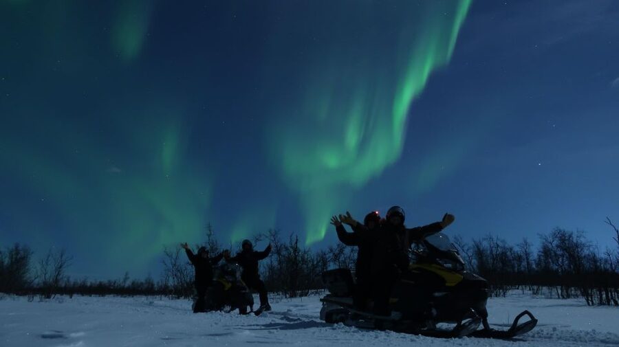 Premium Aurora Snowmobile Ride With Panoramic Views - Key things to know before you go
