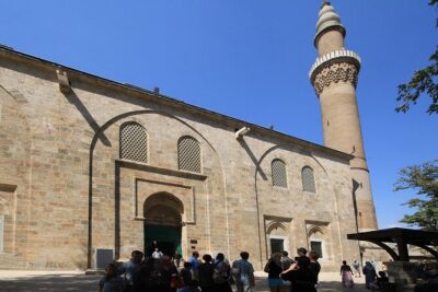 Premium Bursa and Uludag Tour - (Breakfast-Lunch Included) - Bursa Highlights: Ottoman Mausoleums, Market Streets, and a 600-Year Tree