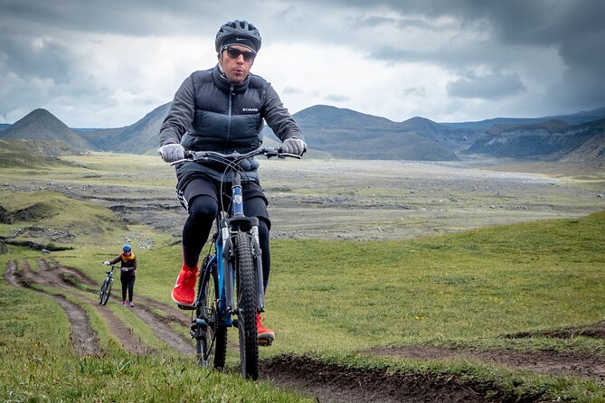 Premium Cotopaxi -Full Day Bike Trip & Quito Tour - Lunch and Water: Homemade Organic Food With Dietary Options