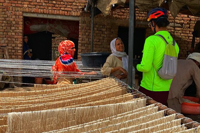 Premium Delhi Aravalli Organic Cycle Tour - A glimpse of Real and Rural India - The organic farm lunch: learning how farming connects to daily life