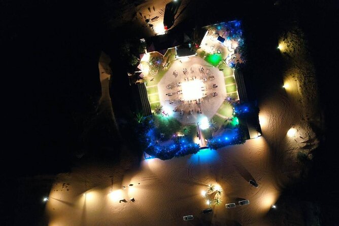 Premium Desert Safari, food Service with 4 alcoholics drinks - What’s not included: quad bikes, dune buggies, and shisha
