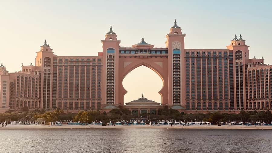 Premium Dubai City Sightseeing Tour in SUV - Mosque stop at Al Farooq Omar Bin Al Khattab