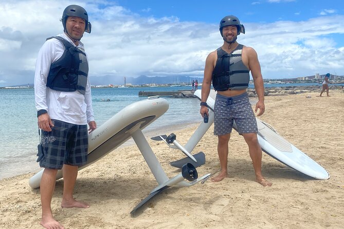 Premium eFoil Lesson near Waikiki - Private Coaching That Actually Adjusts to Your Level