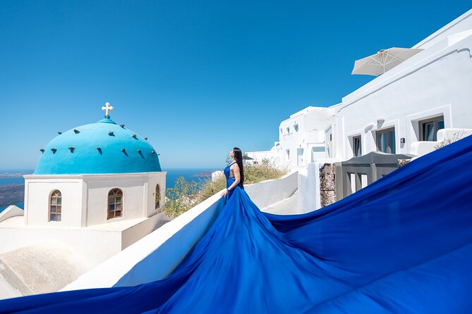 Premium Flying Dress Photoshoot Santorini with Pick up&Drop off - How the Team Helps You Pose (Especially If You’re Camera-Shy)