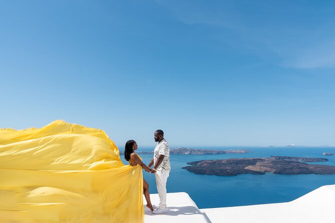 Premium Flying Dress Photoshoot Santorini with Pick up&Drop off - The Photo Package: 20 Edited Images Plus Raw Files