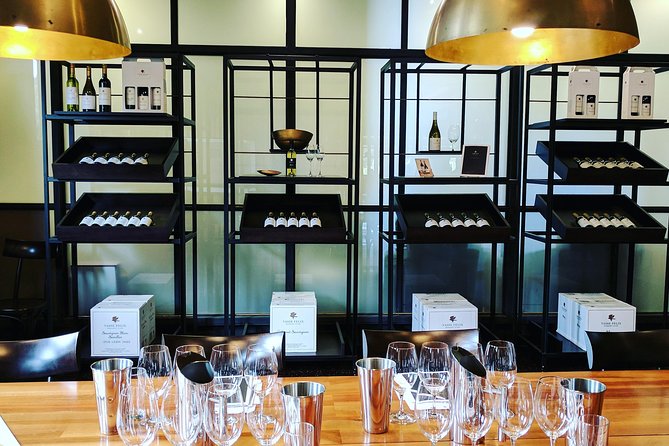 Premium Full Day Tour - Vasse Felix: Lunch Over the Vines, Plus the Vault Stroll