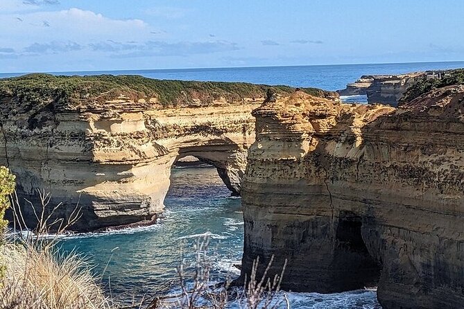 Premium Great Ocean Road Tour IN A Relaxed Way IN Premium Coach - Tom and Eva Lookout + Loch Ard Gorge: Shipwreck Drama, Done Well