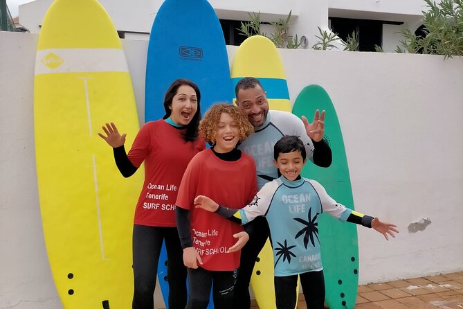 Premium Group Surf (2h) – Only 5 Students, Team Incl (+ 13 years) - What to wear and how to show up prepared