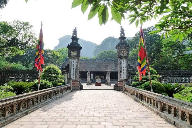 Premium Hoa lu - Trang An - Mua Cave with Buffet Lunch from Hanoi - Why Included Entrance and Boat Fees Matter More Than You Think