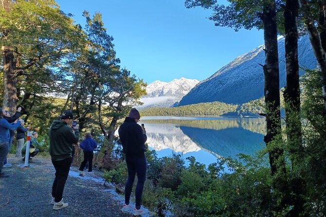 Premium Milford Sound Small Group Tour & Cruise from Queenstown - Lake Gunn and the Hollyford River: quiet edges before the waterfalls steal the scene