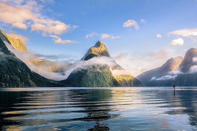 Premium Milford Sound Tour, Cruise & Lunch from Te Anau - Small-group tour (max 15): what it changes day-to-day