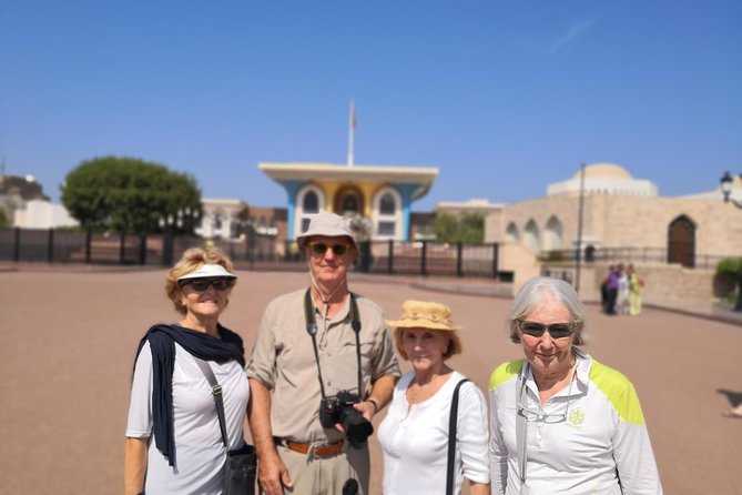 Premium Muscat half day excursion-Italian guide - Port-to-town timing: how the half day feels on the clock