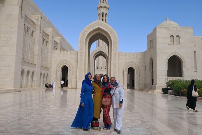 Premium Muscat half day excursion-Italian guide - Why an Italian guide changes the quality of this excursion
