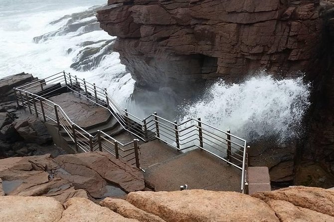 Premium Narrated Bus Tour of Bar Harbor and Acadia National Park (3.5 Hours) - Jordan Pond House: A Photo-Ready Break With a Parking Catch