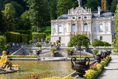 Premium Neuschwanstein Castle and Linderhof VIP Tour from Munich - Walking reality: stairs, timing, and who should think twice