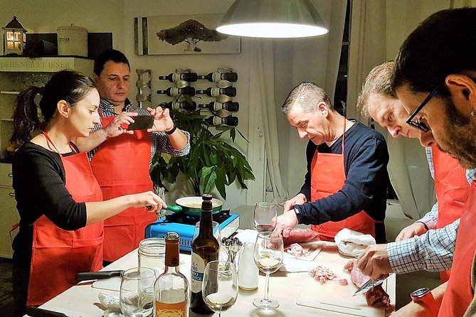 Premium Paella Cooking Class & 10 Spanish Tapas - Key things that make this class worth your time