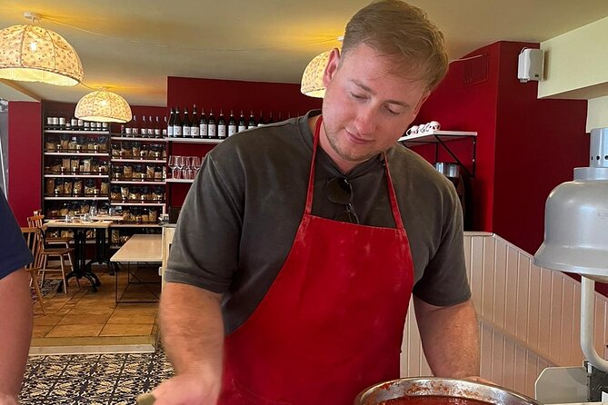 Premium Pizza Making Class at a Pizzeria in Como - Meeting the Pizza Maker: Where the Class Starts in Como