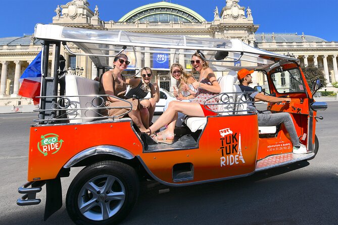 Premium private tour of Paris in an Electric TukTuk (4 hours) - Quick hits