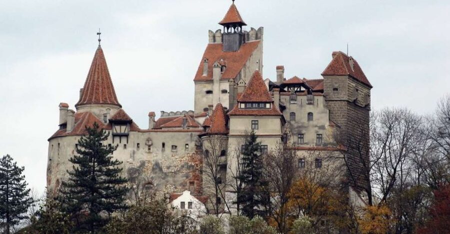 Premium Tour Bran & Peles Castle from Bucharest - Getting From Bucharest: Why the Day Feels Long (and How to Handle It)