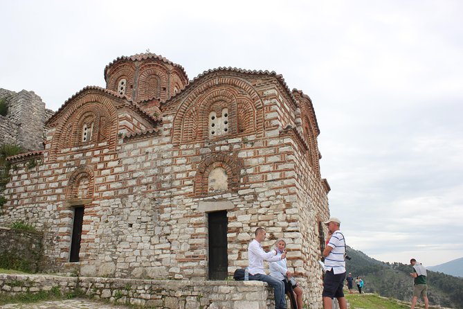 Premium Walking Tour of Berat with Expert Guides - Meeting Point Made Simple: Find VATO on Rruga Mihal Komnena